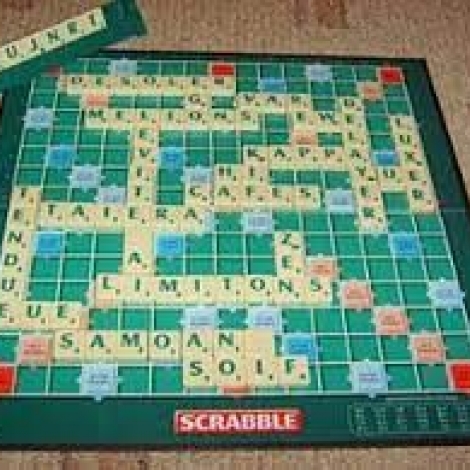 JOUEURS DE SCRABBLE