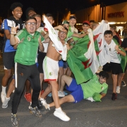 kwkuc..-..-public-galeries-photos-SUPPORTEURS-MONTLUCONNAIS-FETTENT-VICTOIRE-ALGERIE-COUPE-AFRIQUE-DES-NATIONS-MONTLUCON-2019-RMB-1.jpg