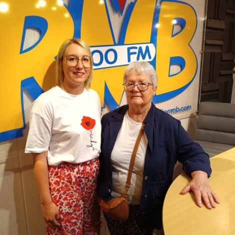 Aurlie Pailloux et Josiane Julienne pour l'association 