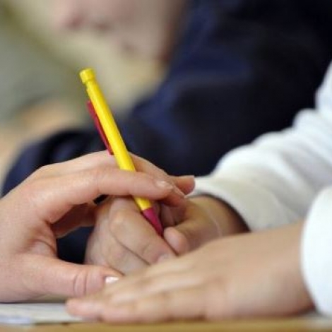 Colre et amertume pour des mamans d'lves aprs cette rentre, face au manque d'AESH, elles doivent se battre chaque anne pour une prise en charge convenable de leurs enfants