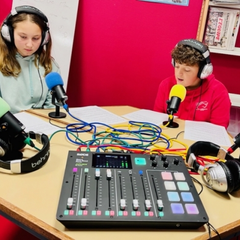 Des journalistes en herbe du Collge Emile Mle de Commentry nous parlent de la Journe Internationale de la Paix