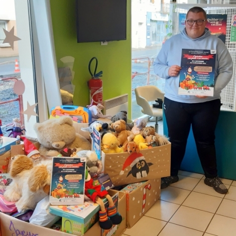 Engags et solidaires, les jeunes du Conseil Municipal Jeunes de Montluon organisent leur opration 