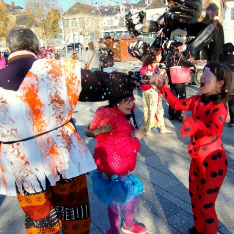 Le Buf-Vill a lieu tout ce week-end dans les rues de Montluon