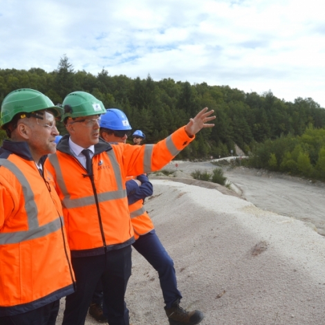 Le ministre de l'industrie Marc Ferracci confirme le soutien de l'Etat pour le projet lithium dans l'Allier