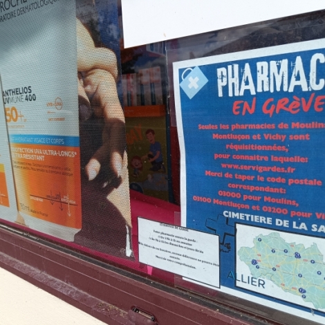 Les pharmacies poursuivent leur bras de fer avec le gouvernement suite  la baisse des remises sur des mdicaments gnriques