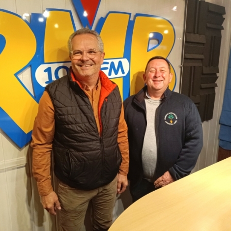 Les tablissements Delbard et Combeau s'unissent pour la rouverture de la jardinerie de Malicorne