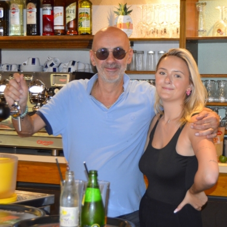 Symbole du renouveau de Nris-les-Bains, l'incontournable et historique Grand Caf, repris par des locaux, a attir la foule pour son 1er jour d'ouverture ce mercredi 11 juin